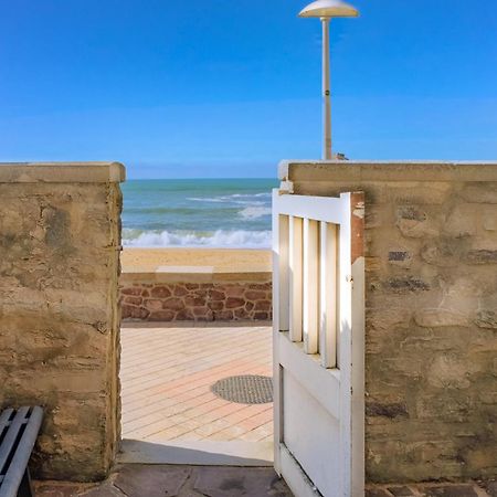 Magnifique Appartement Avec Terrasse, Parking Et Vue Sur L'Ocean Pour 5 比亚里茨 外观 照片