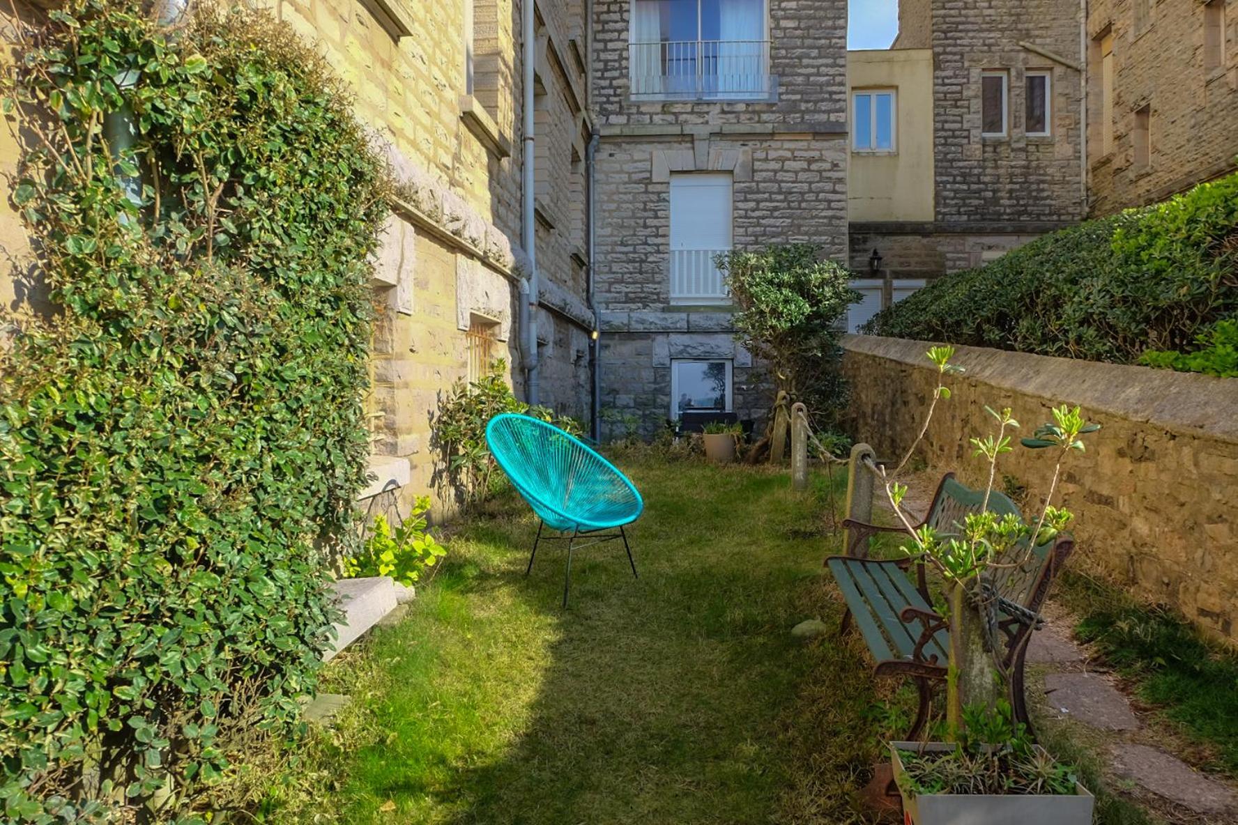 Magnifique Appartement Avec Terrasse, Parking Et Vue Sur L'Ocean Pour 5 比亚里茨 外观 照片